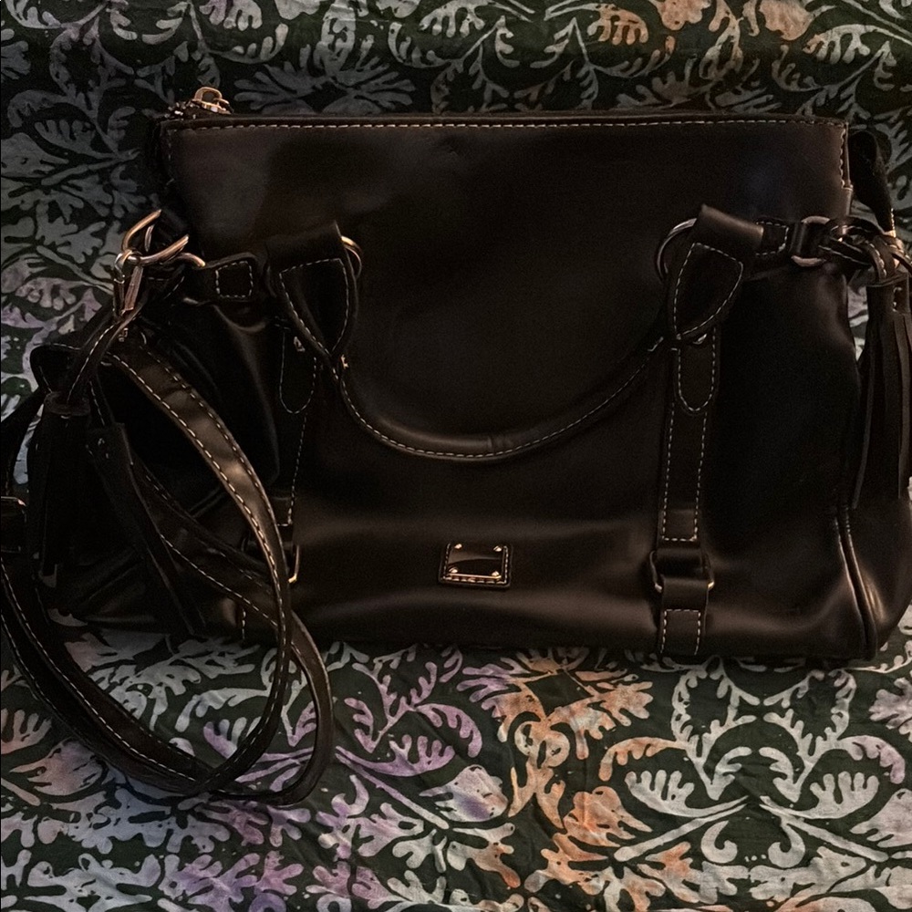 Elegant Black Leather Handbag